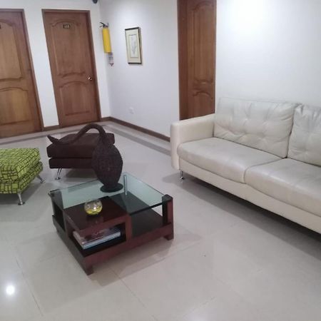 Hotel Casa La Riviera Богота Екстериор снимка