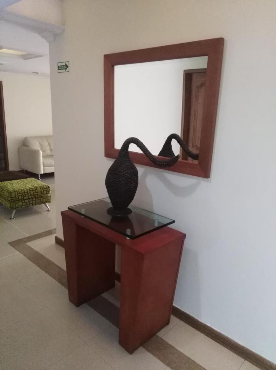 Hotel Casa La Riviera Богота Екстериор снимка