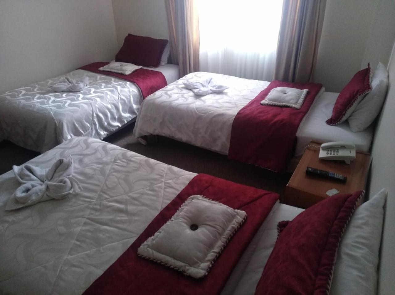 Hotel Casa La Riviera Богота Екстериор снимка
