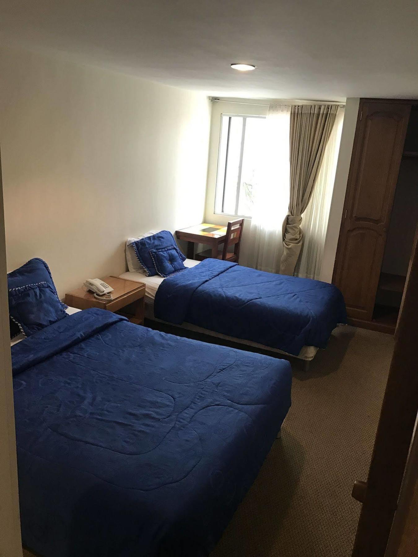 Hotel Casa La Riviera Богота Екстериор снимка