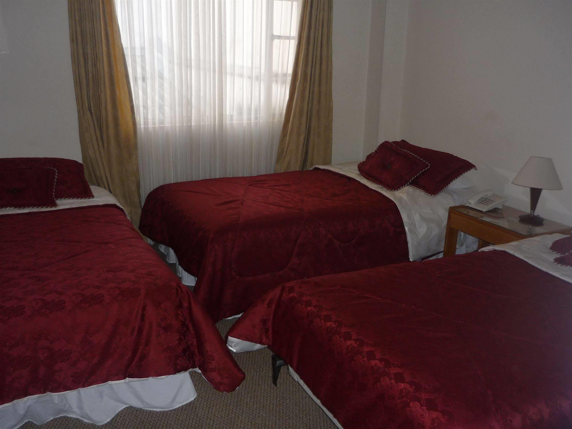 Hotel Casa La Riviera Богота Екстериор снимка